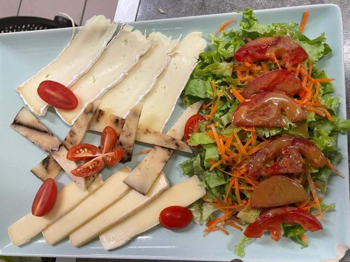 Assiette de fromage Saint-Pierre